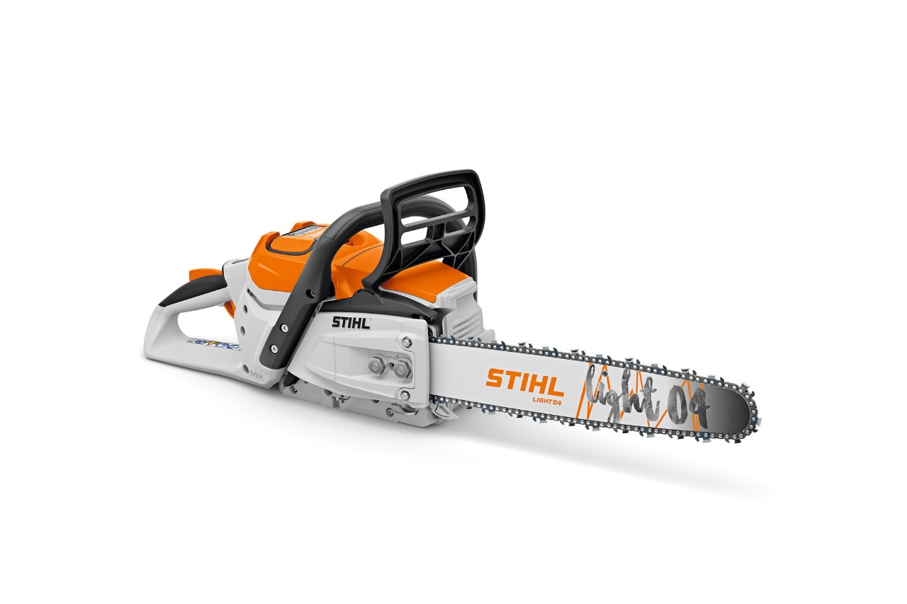 Akkukäyttöinen STIHL MSA 300 -moottorisaha AP-System-valikoimasta 