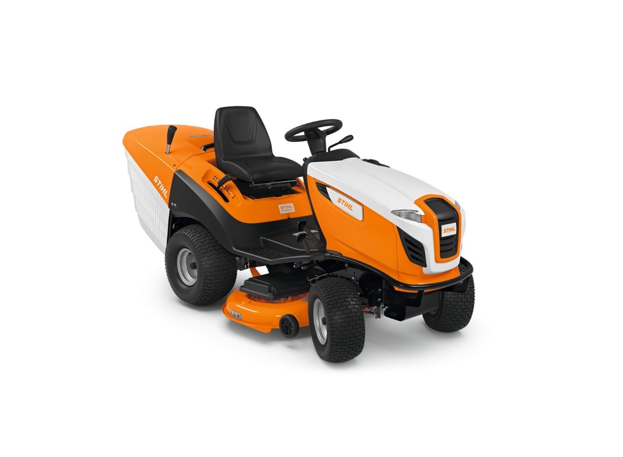 STIHL RT 6112 ZL -ajoleikkuri valkoisella taustalla